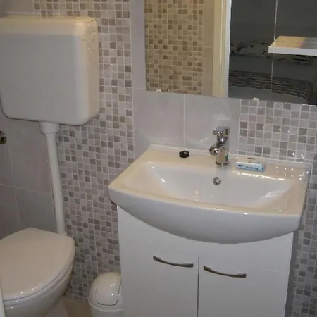 Semesterbostad House Vers *